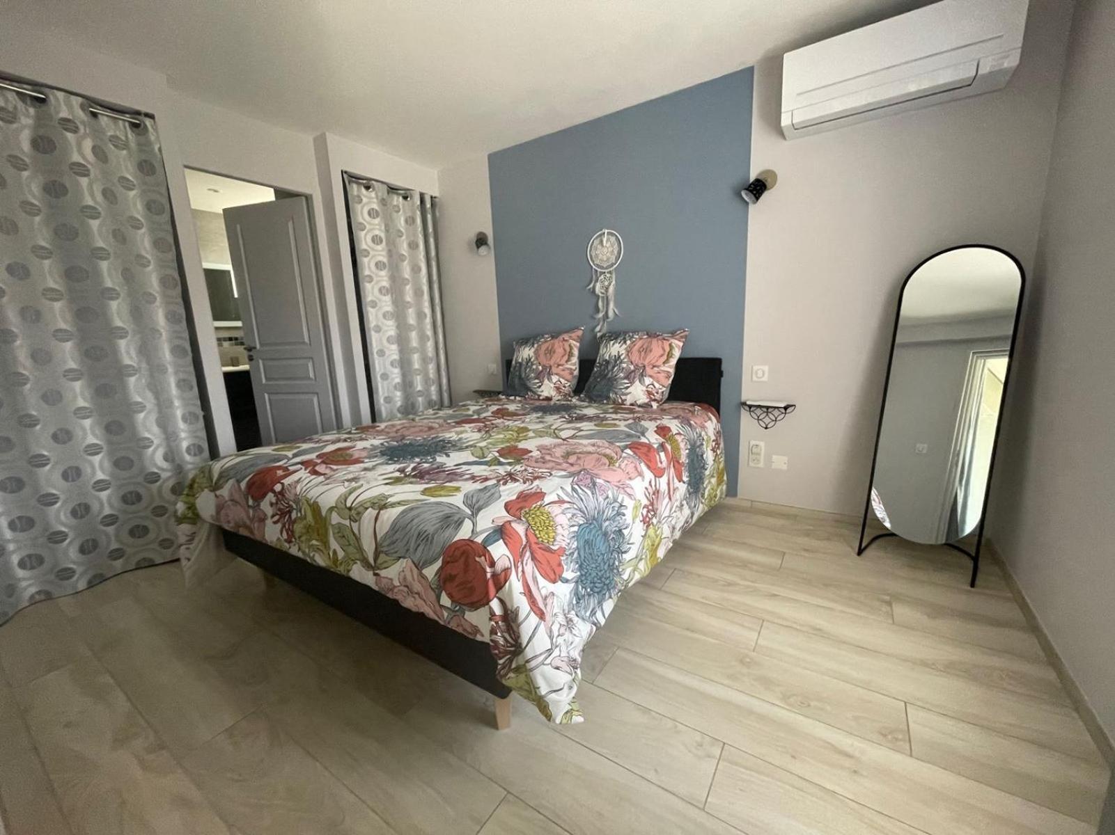 Les Mimosas Villa Gracay Ngoại thất bức ảnh